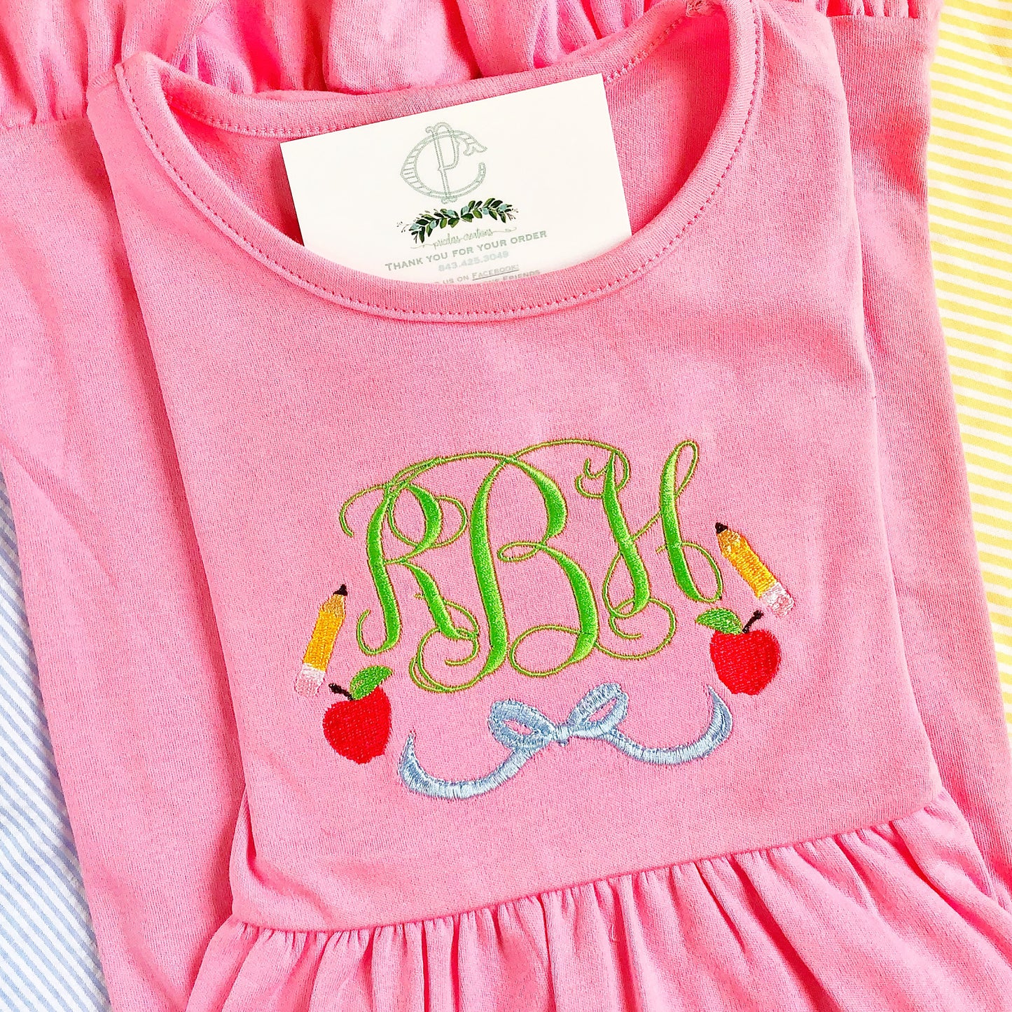 B2S Apple/Bow/Pencil Monogram Design