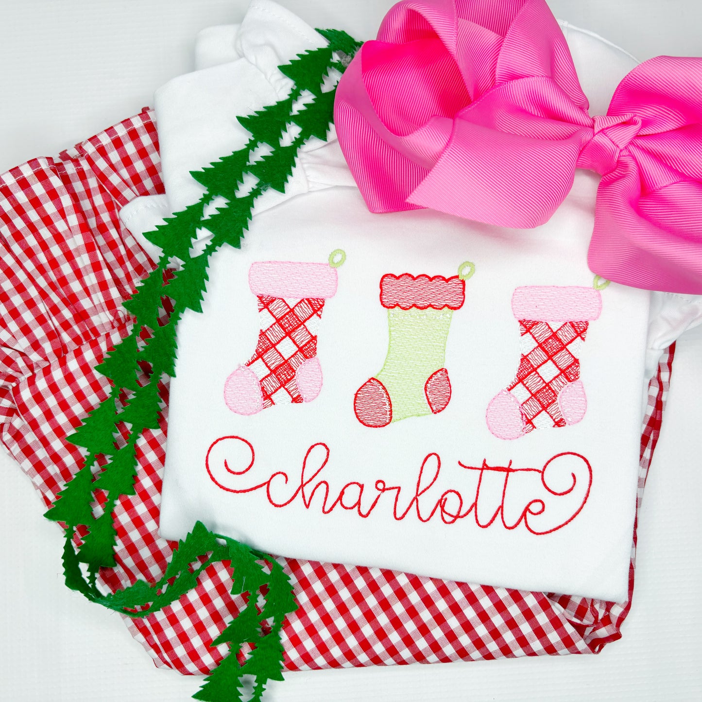 Girl's Gingham Hanging Stockings Design