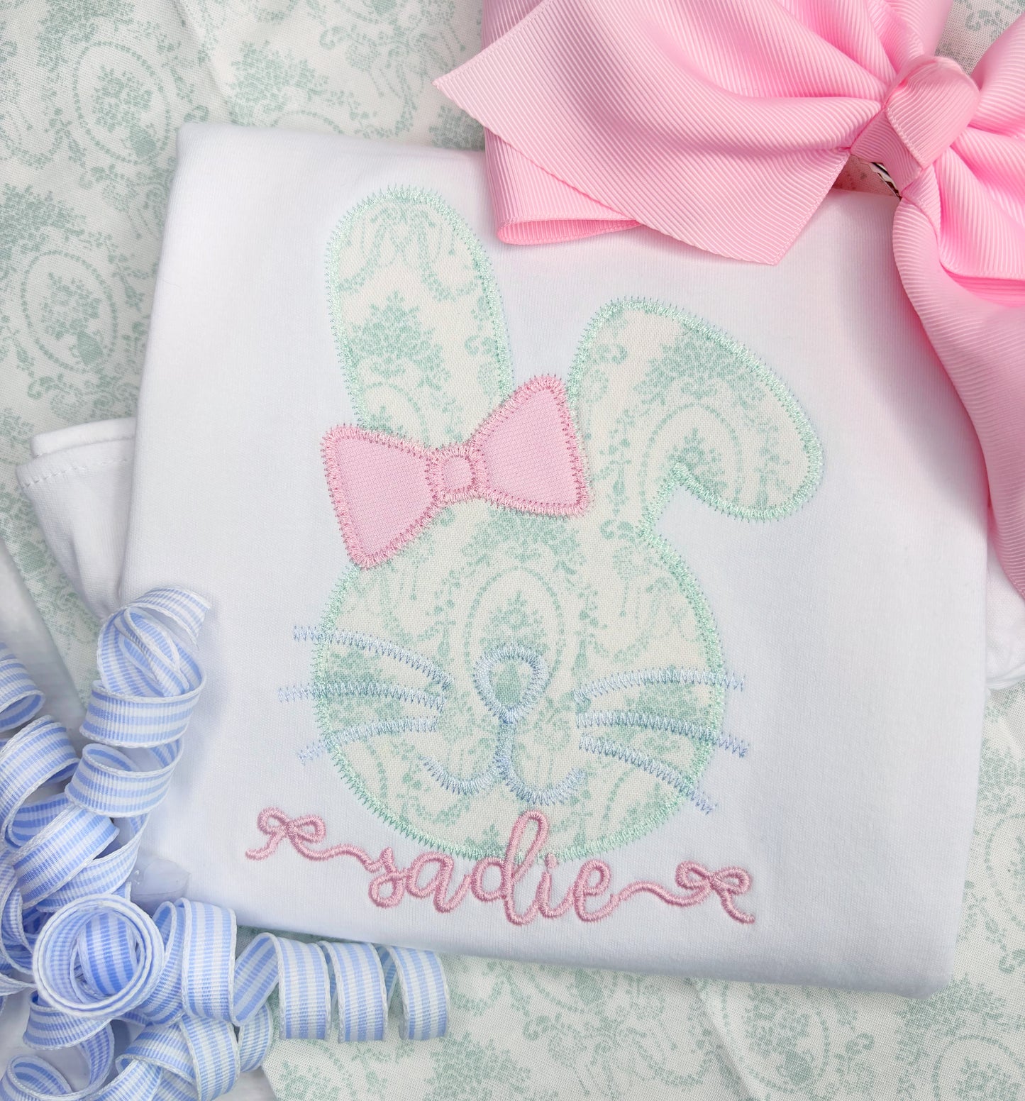 Toile Mint & Pink Bunny Design