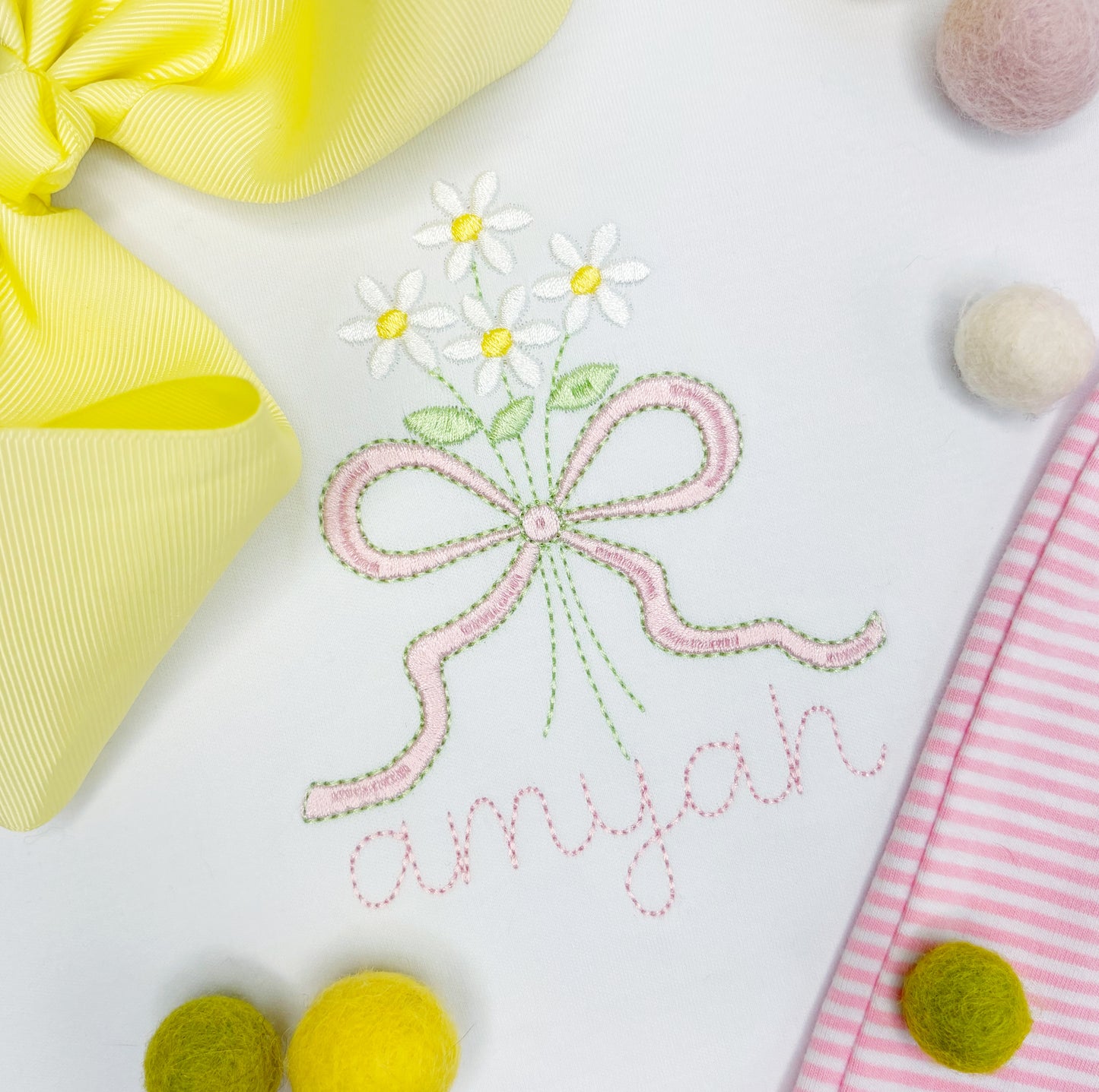 Daisy Floral Bow Design
