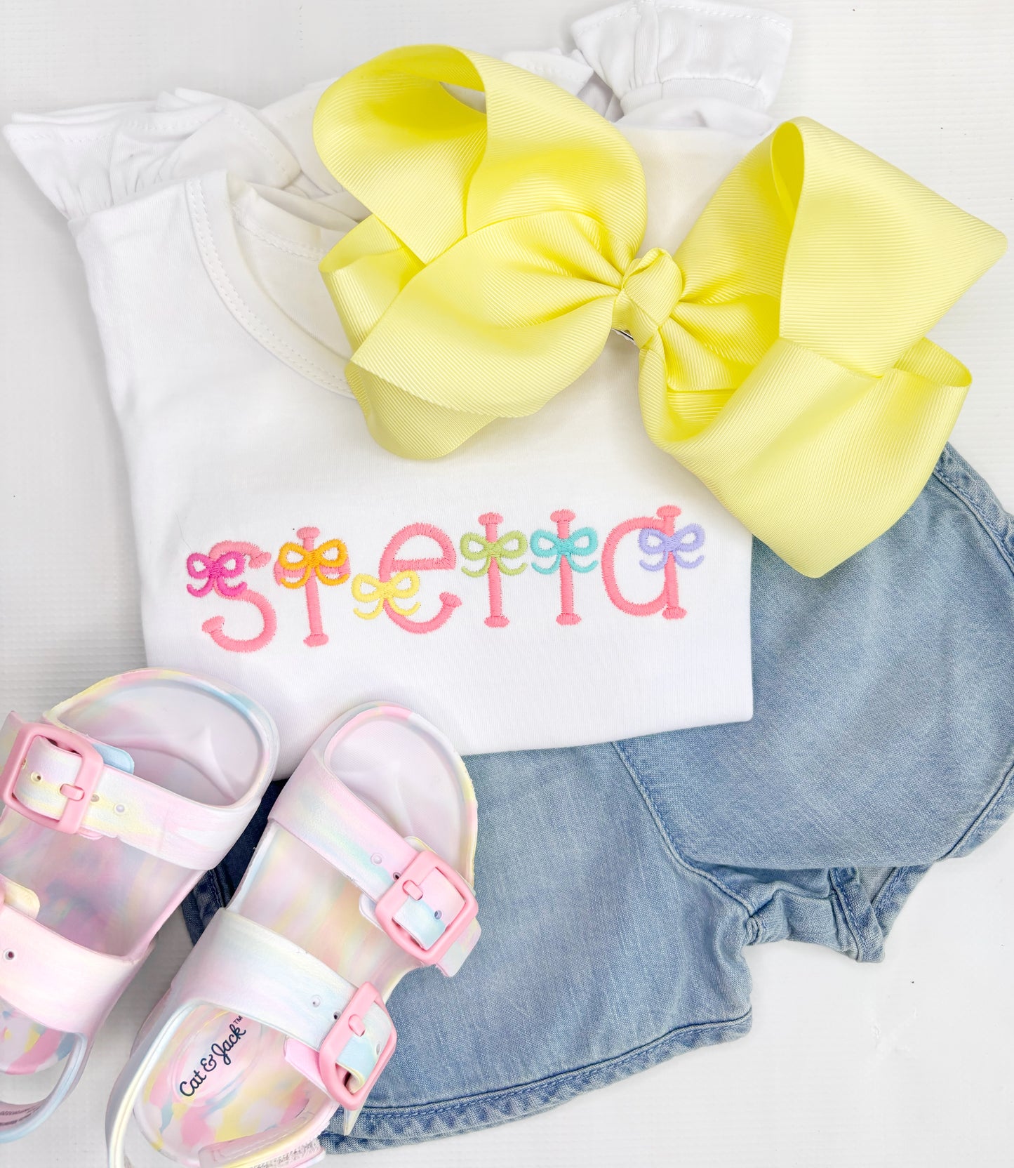 Bitty Bow Name Monogram Design
