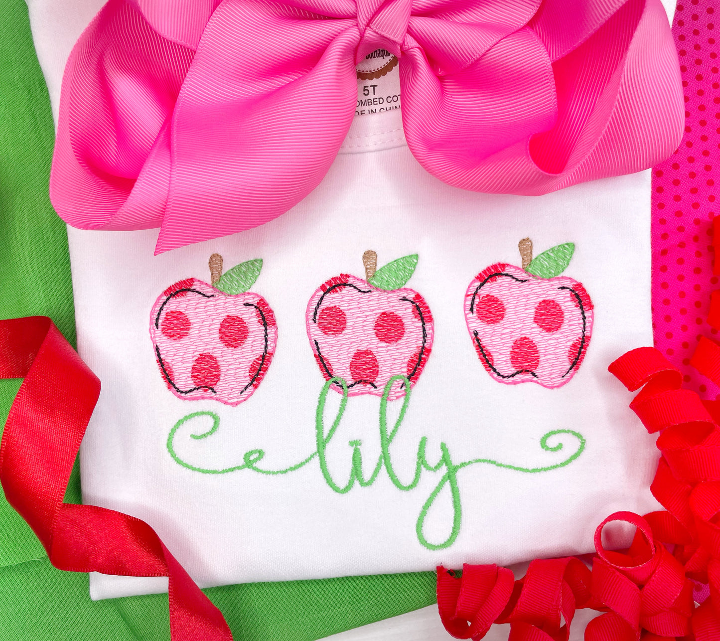 B2S Polka Dotted Apple Design