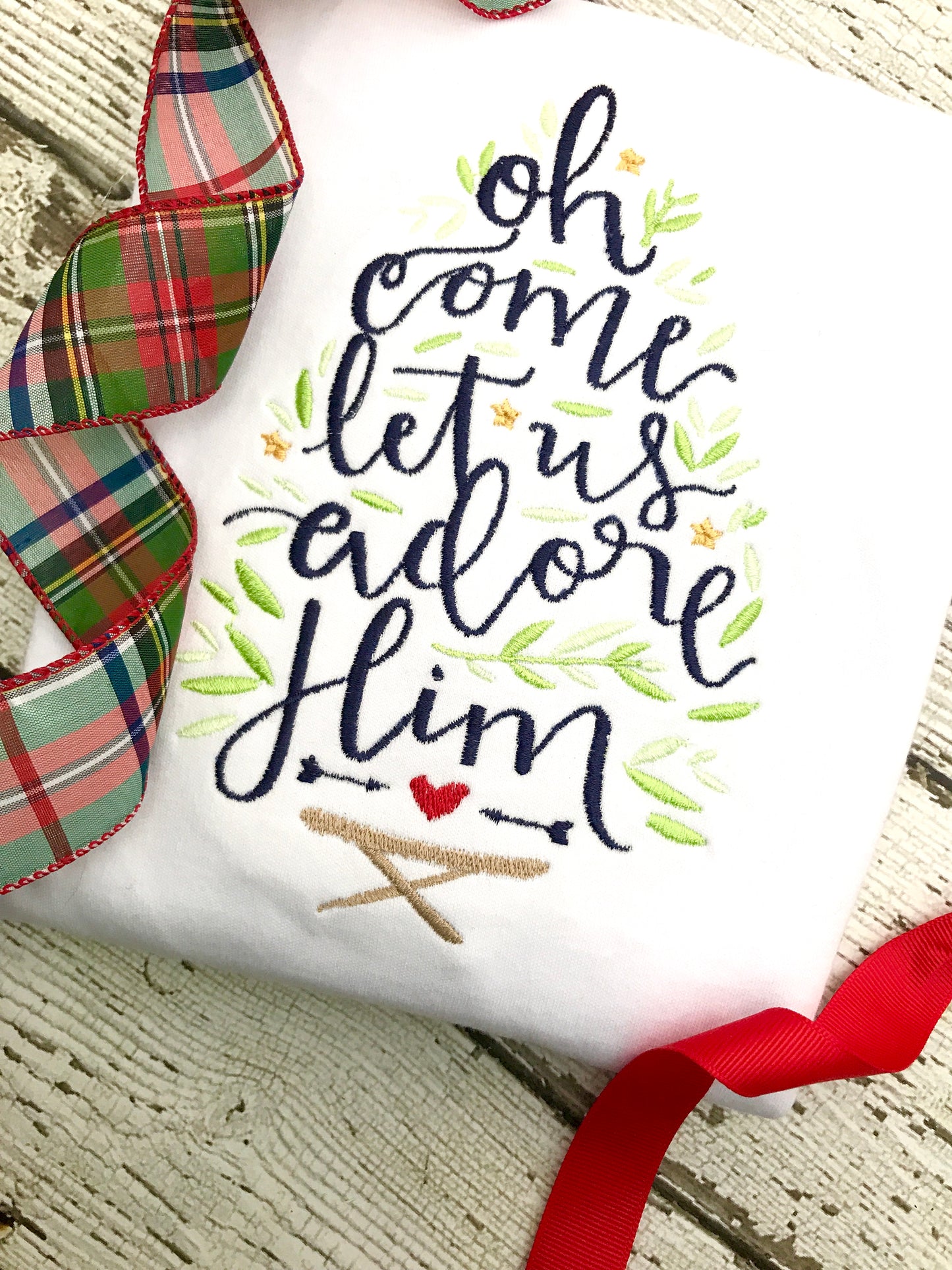 O'Come Let Us Adore Him Christmas Tree Design