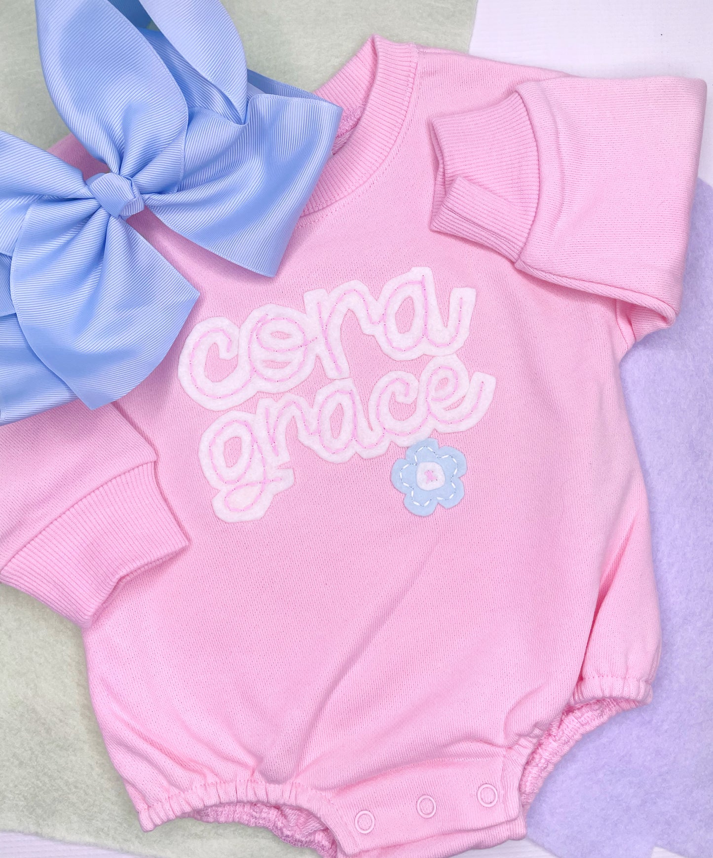 Hand Drawn Custom Felt Name Unisex SWEATSHIRT BUBBLE