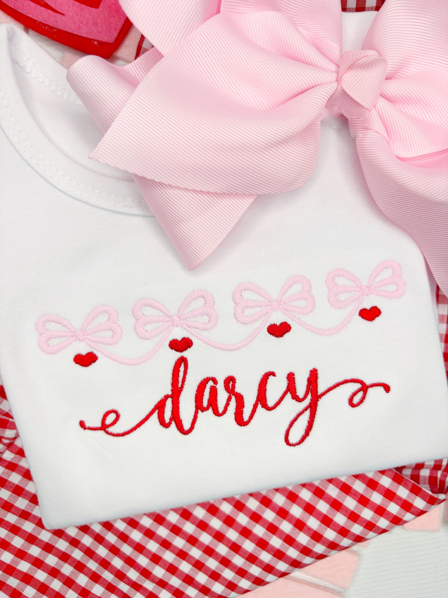 Pink Bow Strand Valentine Design
