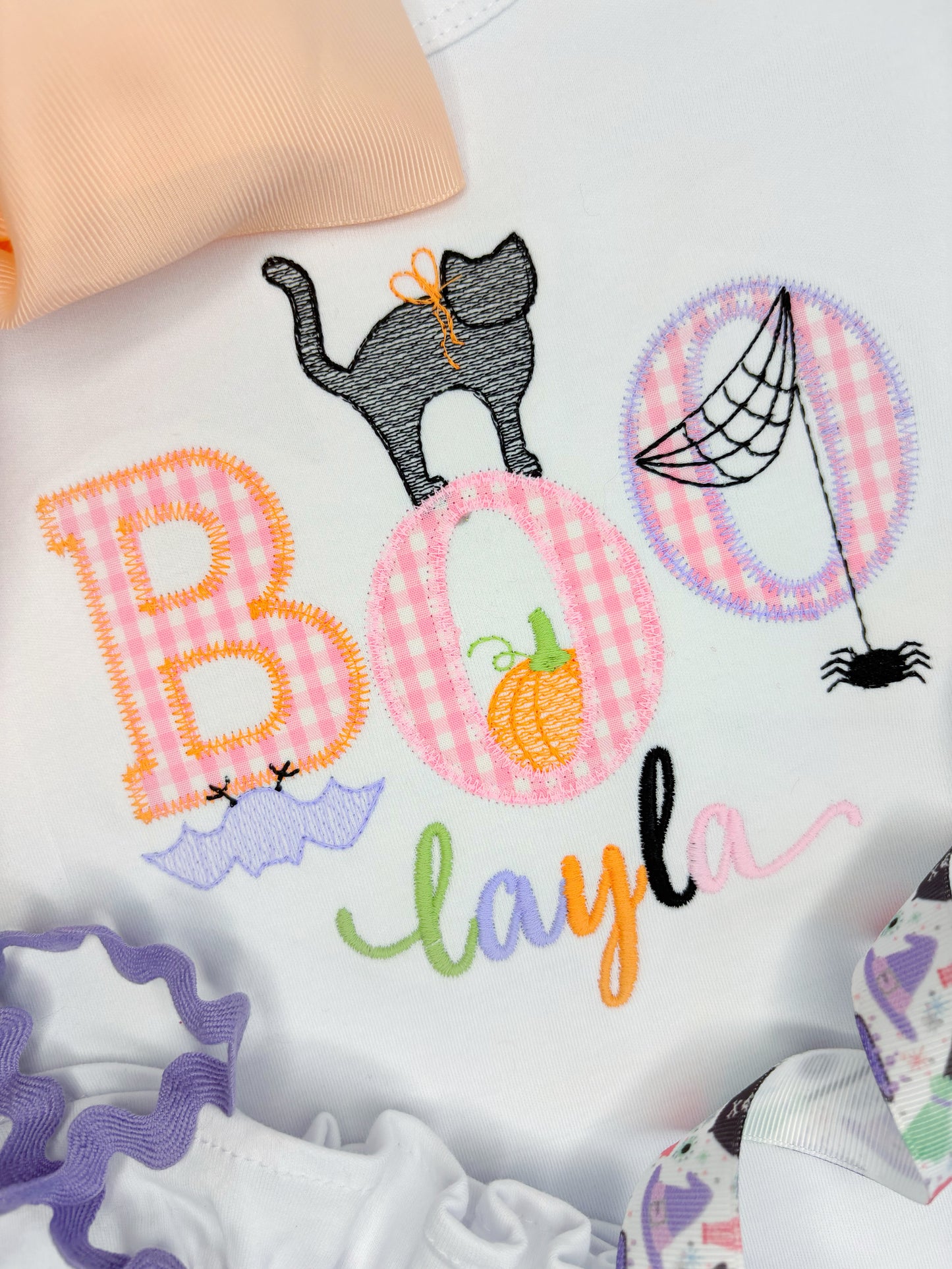 BOO Applique design with minis