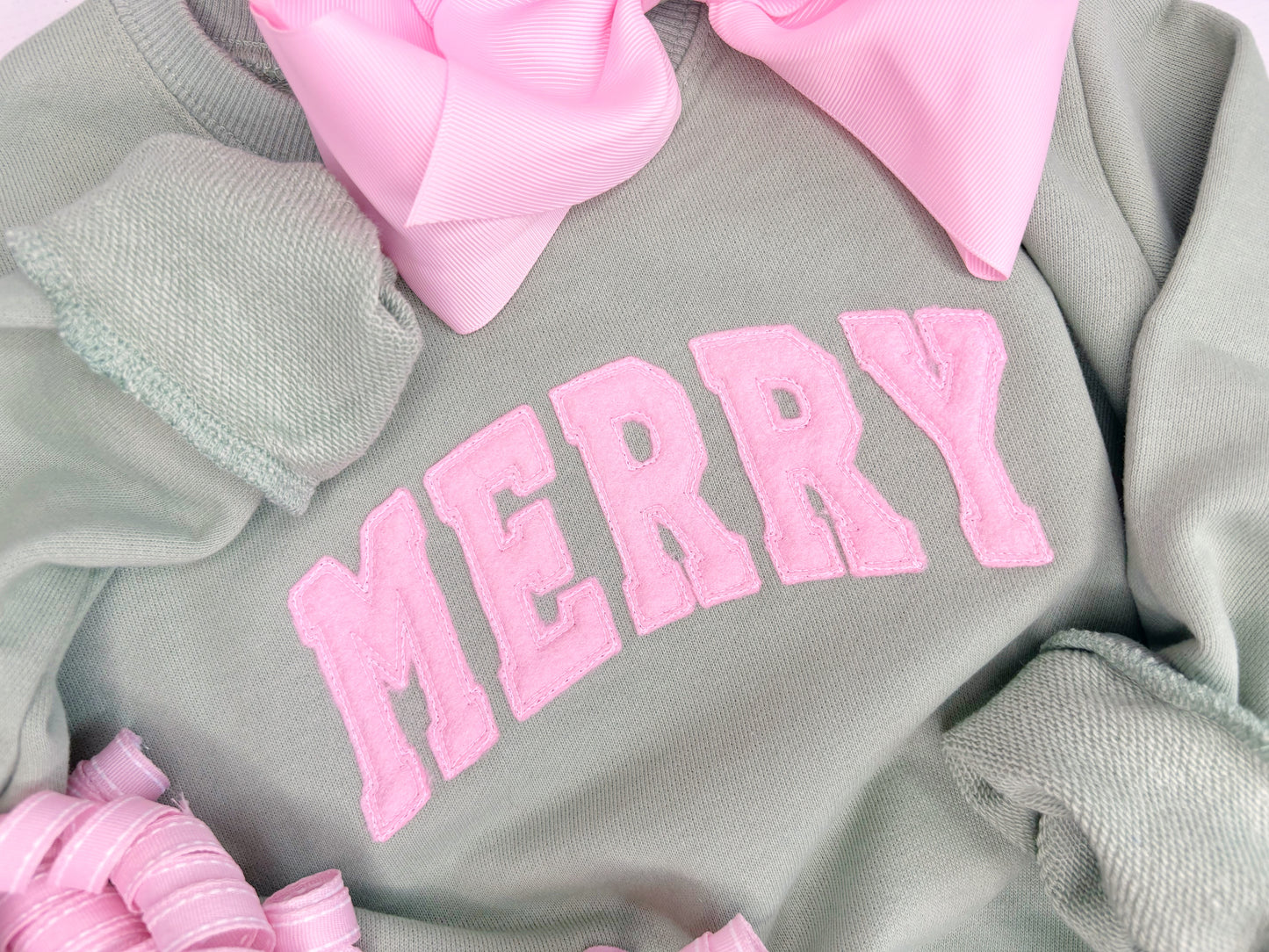 Sage & Pink MERRY sweatshirt